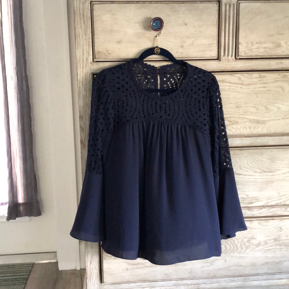 Lilly Pulitzer Size 10 NWT navy “Amenna” top